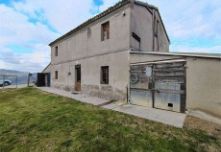 Rustico/Casale in Vendita a Montelabbate (PU)