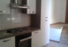 MONTECCHIO: AFFITTO TRILOCALE ARREDATO